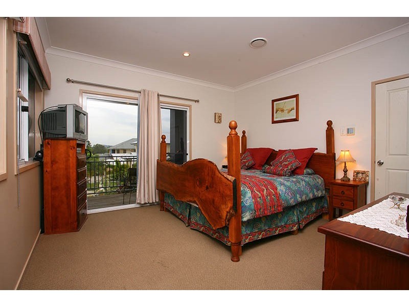 20 Little Close, Wakerley QLD 4154