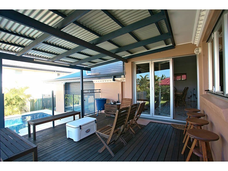 20 Little Close, Wakerley QLD 4154