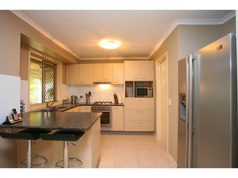 10 Bethnal Court, Wellington Point QLD 4160