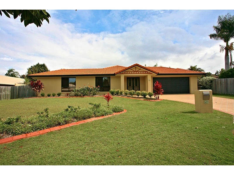 16 Taylor Place, Wakerley QLD 4154