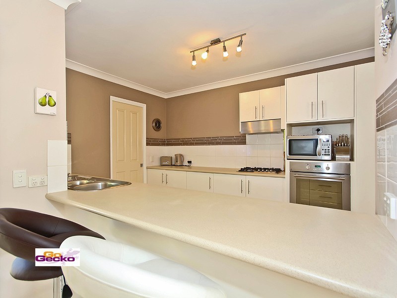 6 Colvin Court, Wakerley QLD 4154