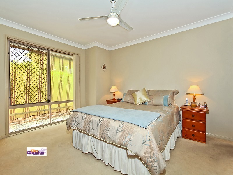 22 Ross Place, Wakerley QLD 4154