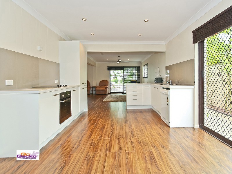 3 Dolphin Street, Thorneside QLD 4158