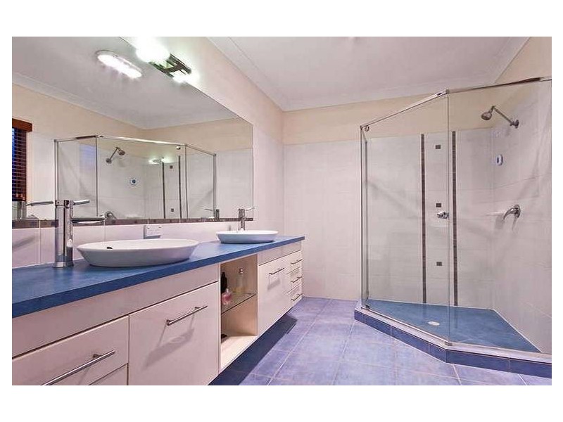 80 Thorneside Road, Thorneside QLD 4158