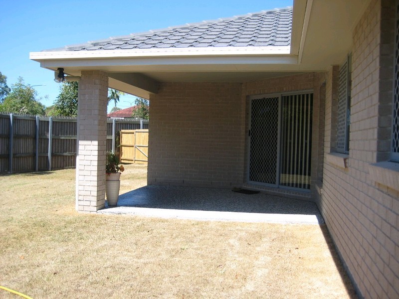 16 Amalia Street, Birkdale QLD 4159