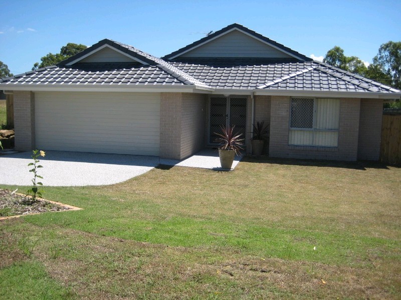 16 Amalia Street, Birkdale QLD 4159