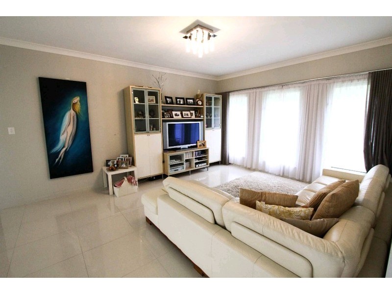 75 Gumdale Street, Wakerley QLD 4154