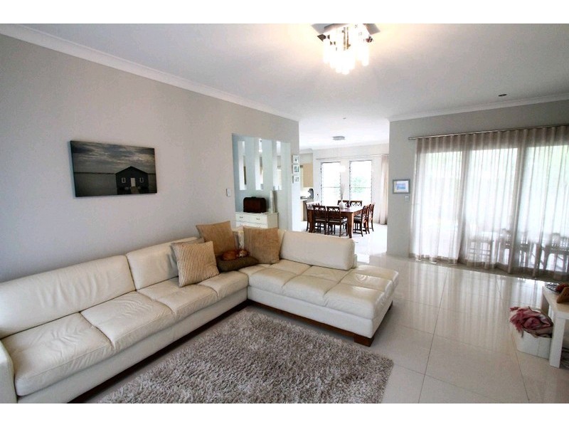 75 Gumdale Street, Wakerley QLD 4154