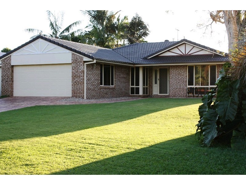 19 Lawn Terrace, Capalaba QLD 4157