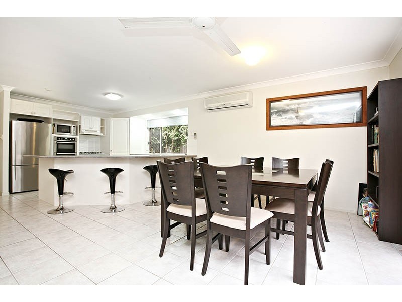 19 Lawn Terrace, Capalaba QLD 4157