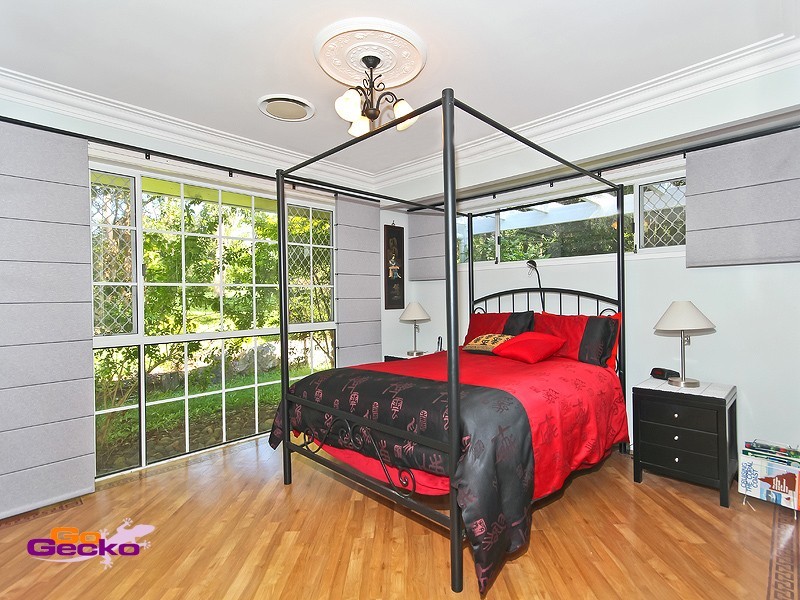 11 Parkwood Drive, Capalaba QLD 4157