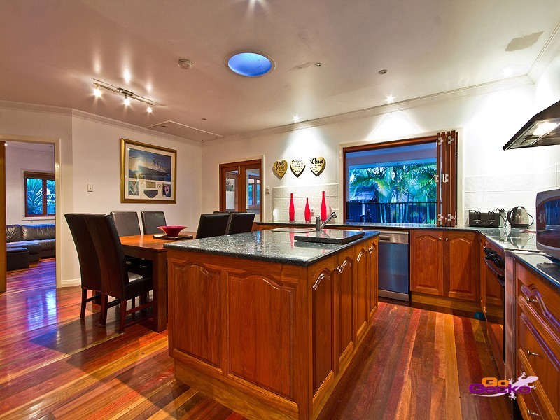 35 Collingwood Road, Birkdale QLD 4159