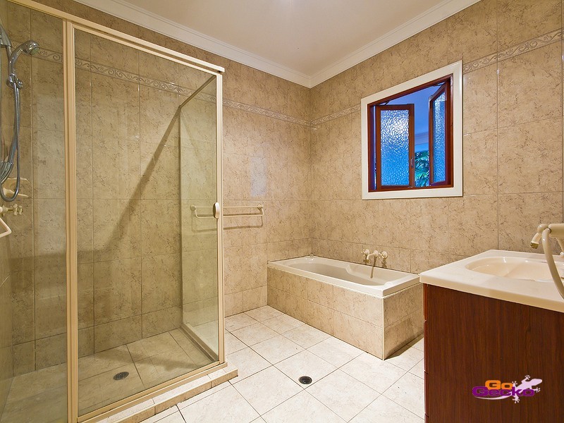 35 Collingwood Road, Birkdale QLD 4159