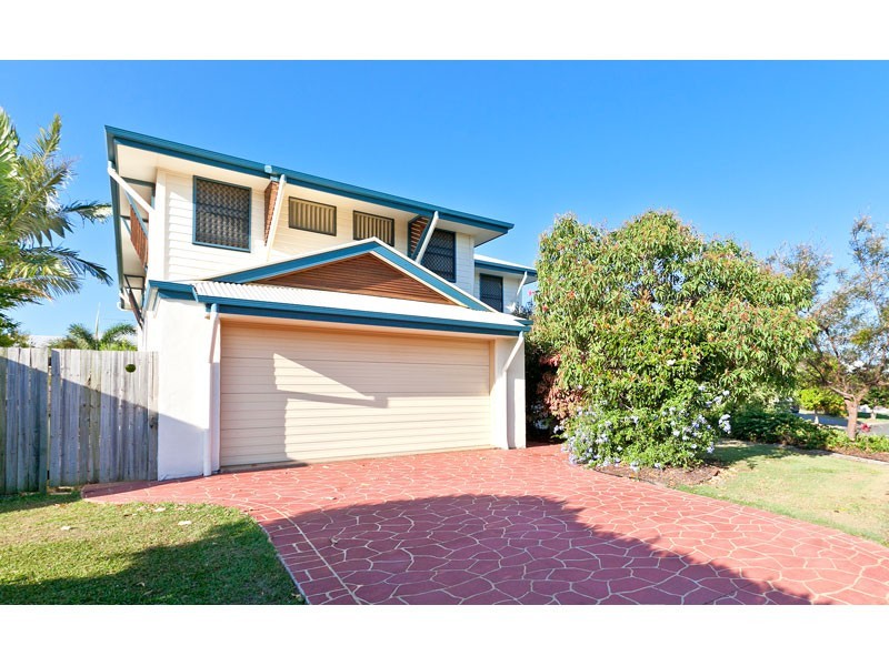 14 Plantation Place, Wellington Point QLD 4160