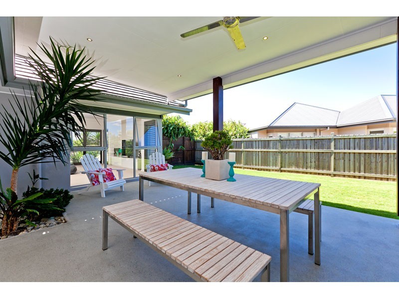 11 Franklin Street, Wellington Point QLD 4160