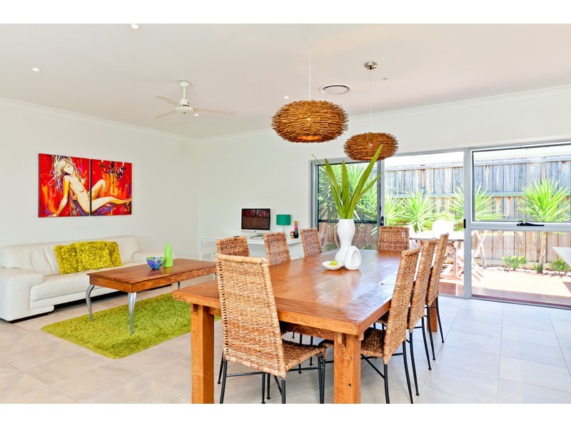 11 Franklin Street, Wellington Point QLD 4160