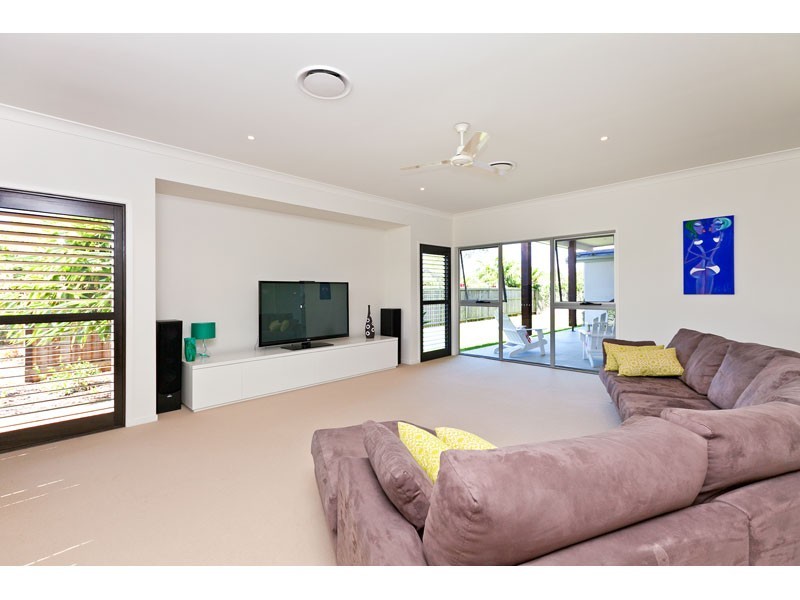 11 Franklin Street, Wellington Point QLD 4160