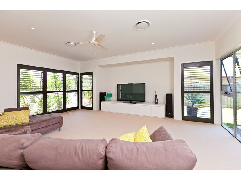 11 Franklin Street, Wellington Point QLD 4160