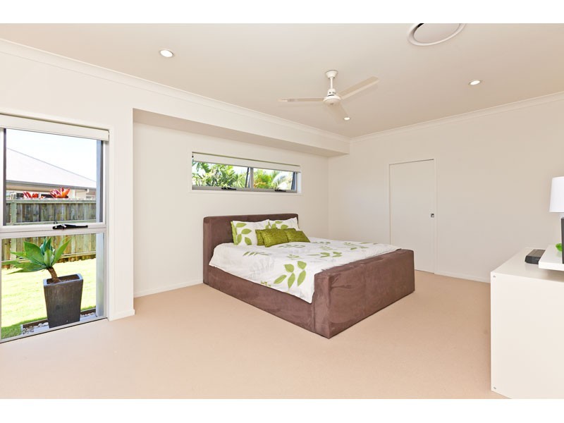 11 Franklin Street, Wellington Point QLD 4160