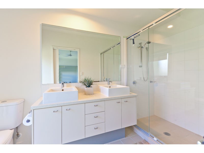 11 Franklin Street, Wellington Point QLD 4160