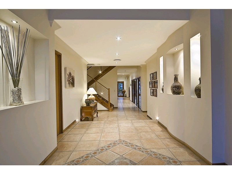 103 Voyagers Drive, Bribie Island QLD 4507