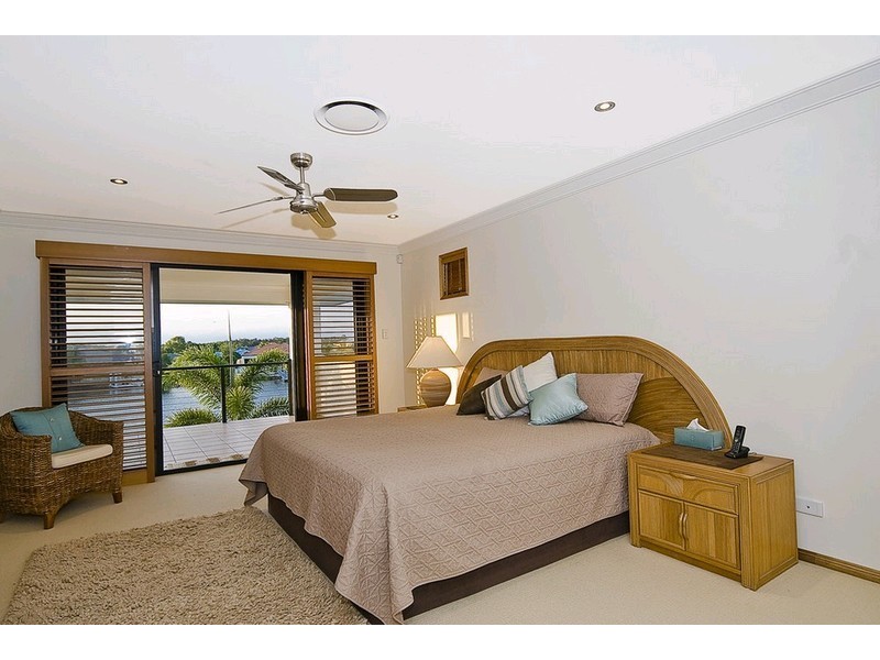 103 Voyagers Drive, Bribie Island QLD 4507