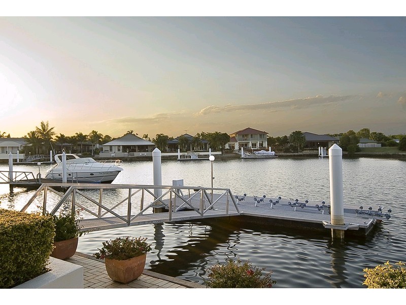 103 Voyagers Drive, Bribie Island QLD 4507