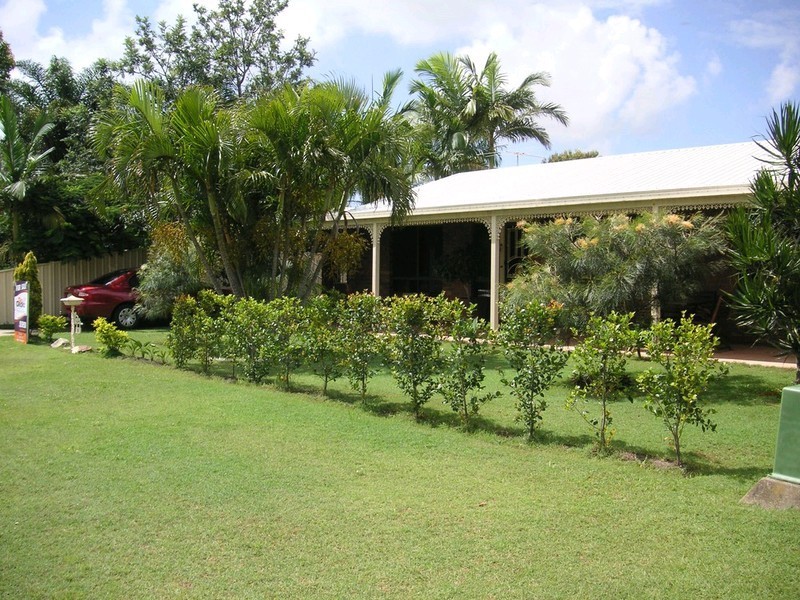 21 Hawaii Crescent, Banksia Beach QLD 4507