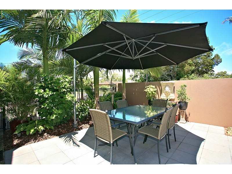 1/33 Hall Avenue, Bongaree QLD 4507