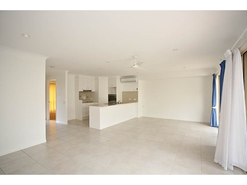 56/210 Bestman Road East, Sandstone Point QLD 4511