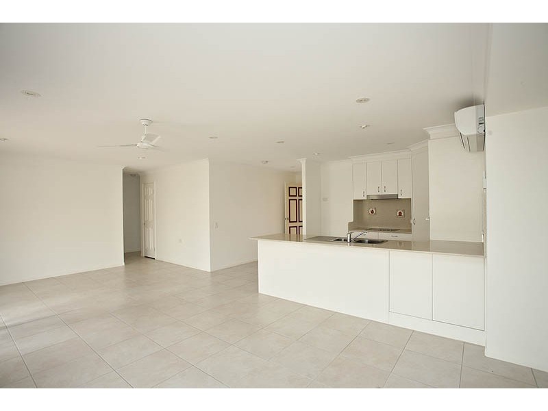 56/210 Bestman Road East, Sandstone Point QLD 4511