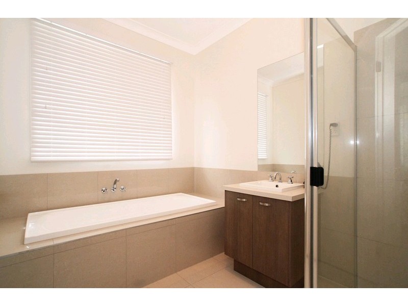 124 Marina Boulevard, Banksia Beach QLD 4507