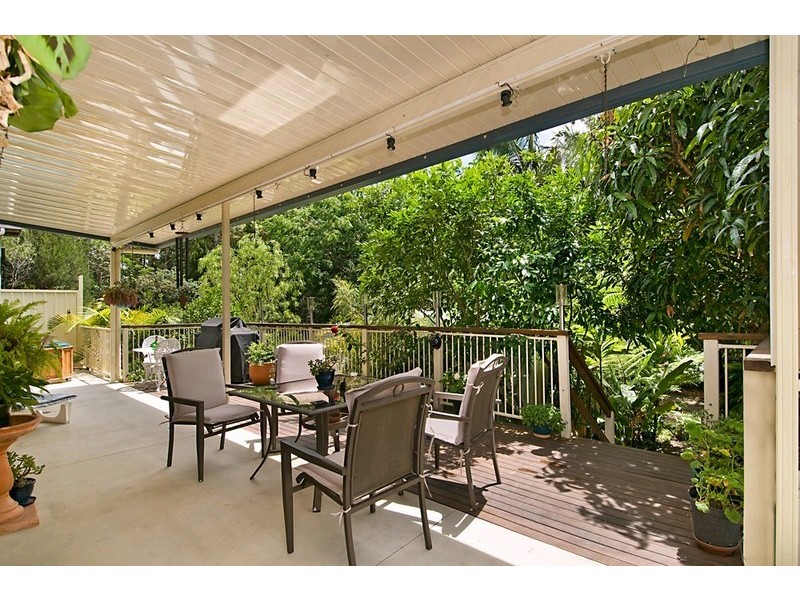 5 Hutchinson Street, Woorim QLD 4507