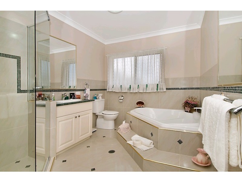 5 Hutchinson Street, Woorim QLD 4507