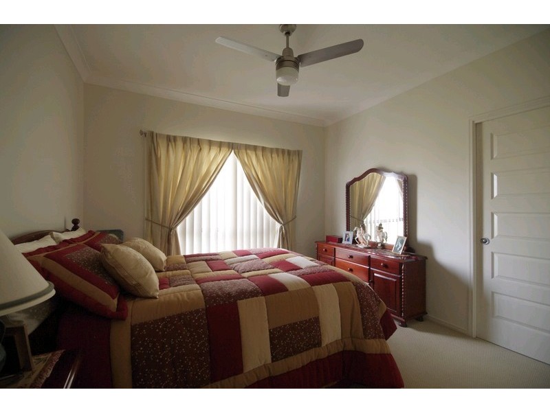 56 Sandheath Place, Ningi QLD 4511