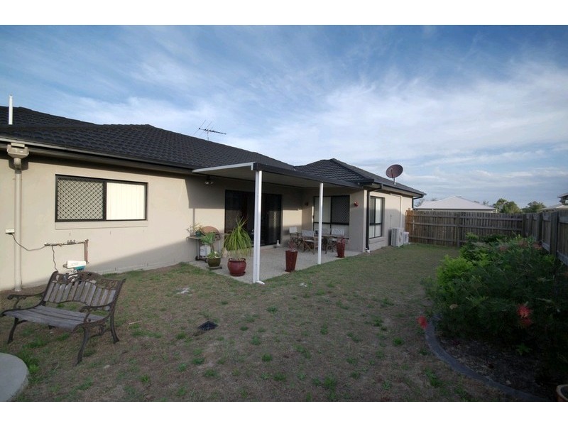 56 Sandheath Place, Ningi QLD 4511