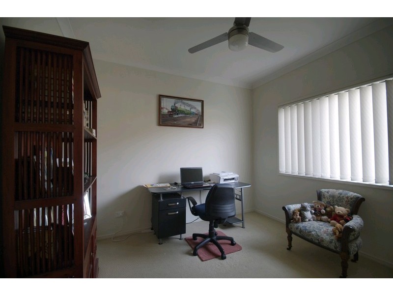 56 Sandheath Place, Ningi QLD 4511
