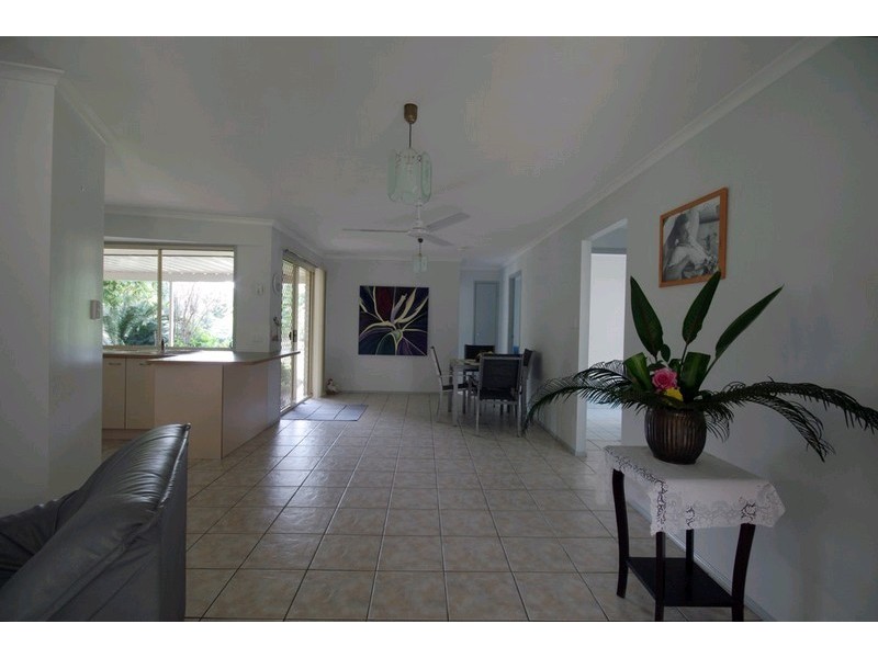 718 Bestmann Road, Ningi QLD 4511