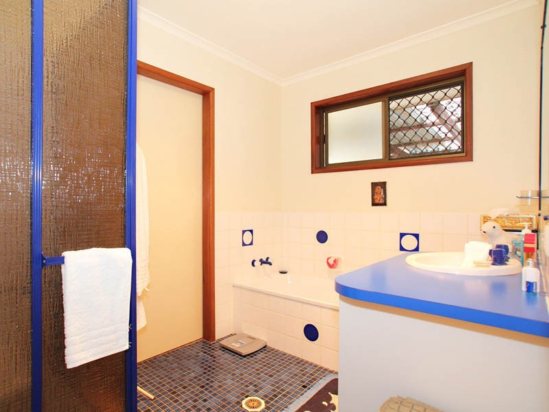 19 Cosmos Avenue, Banksia Beach QLD 4507