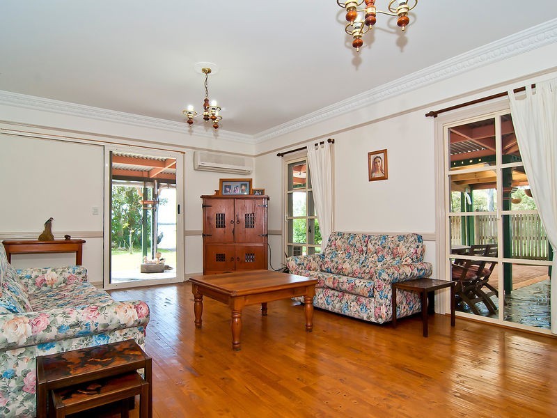 131 Ningi Esplanade, Ningi QLD 4511