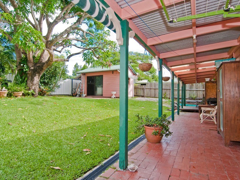 131 Ningi Esplanade, Ningi QLD 4511