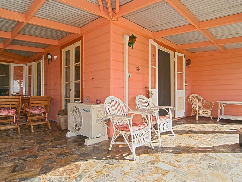 131 Ningi Esplanade, Ningi QLD 4511