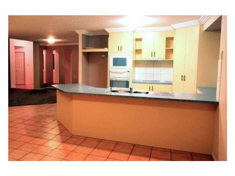 24 Topsail Circuit, Banksia Beach QLD 4507