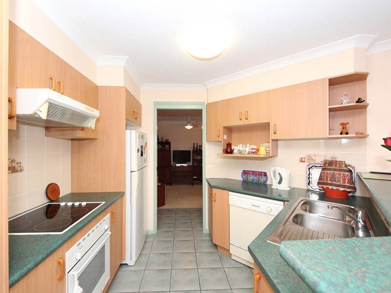 31 Topsail Circuit, Banksia Beach QLD 4507