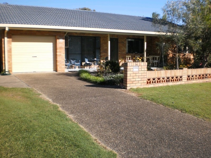 13 Captain Cook Drive, Banksia Beach QLD 4507