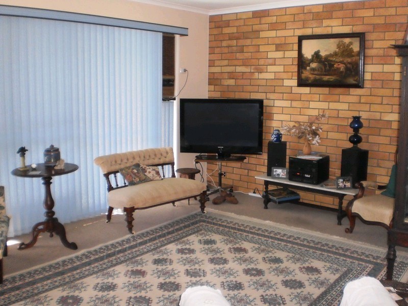 13 Captain Cook Drive, Banksia Beach QLD 4507