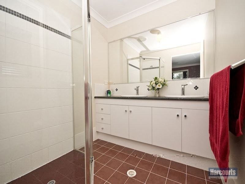 1 Cavanagh Place, Ningi QLD 4511