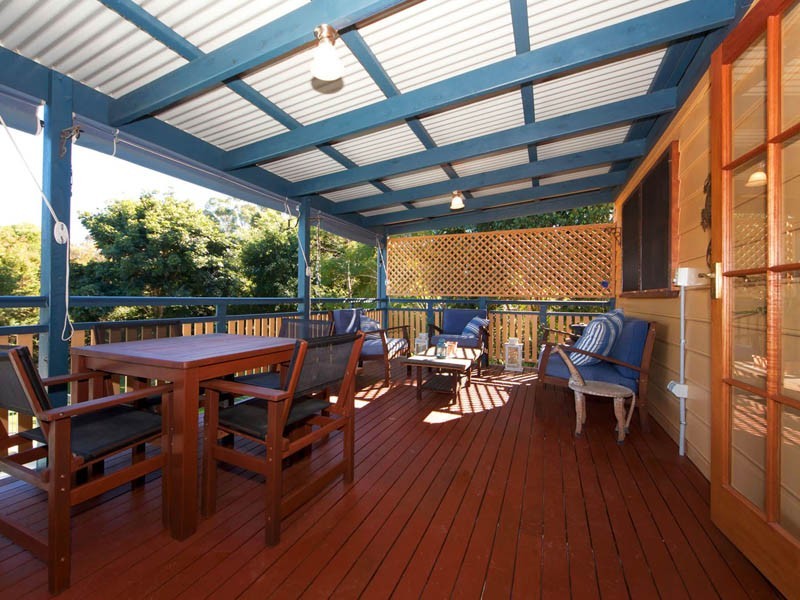 31 Aylward Rd, Ningi QLD 4511