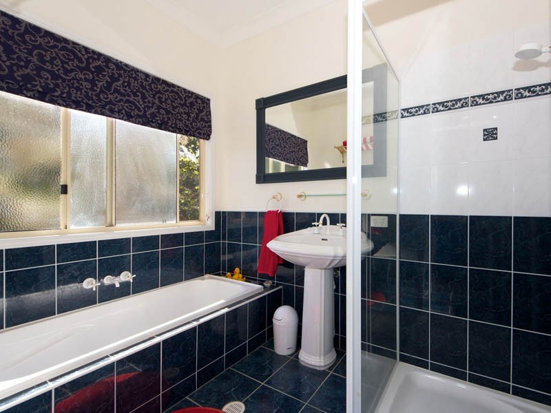 31 Aylward Rd, Ningi QLD 4511