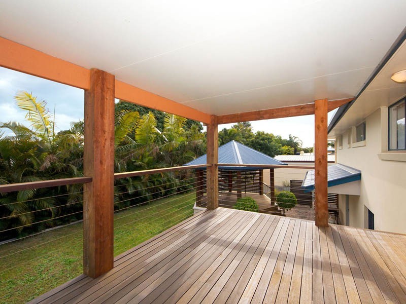 13 Kangaroo Avenue, Bongaree QLD 4507